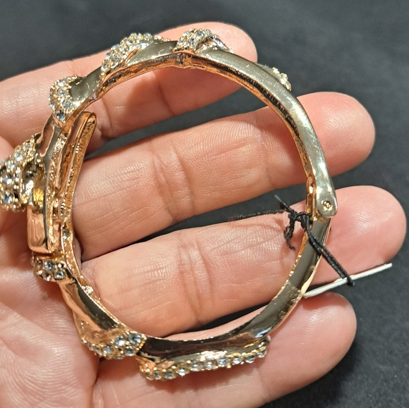 61) NATASHA SNAKE BRACELET - Picture 3 of 5